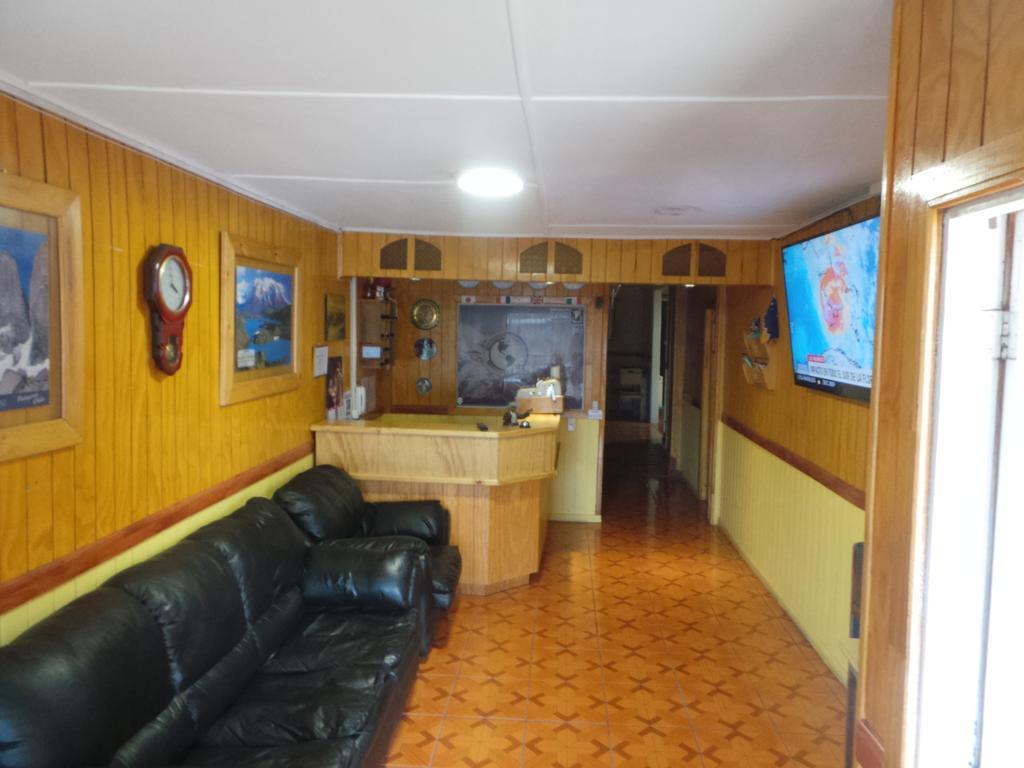 Hostal South Wind I Puerto Natales Exterior photo
